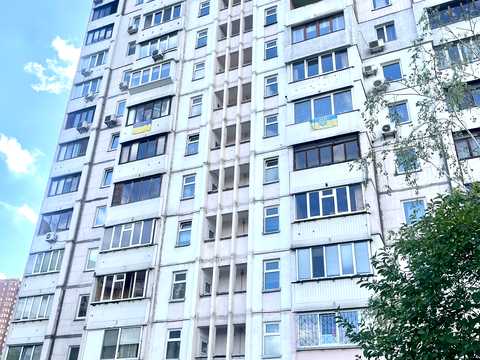 квартира по адресу Анны Ахматовой ул., 15