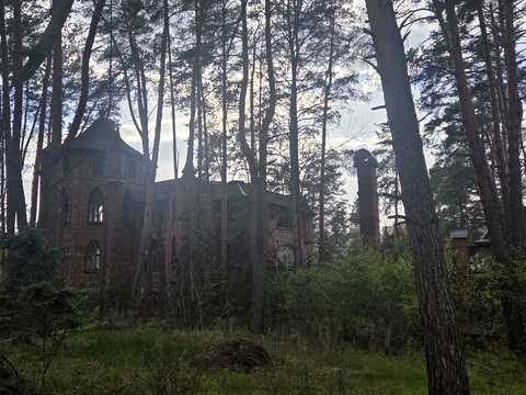 участок по адресу Варшавская ул., 69Б