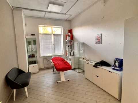 комерційна за адресою Київ, Михайла Донця вул., 2-А