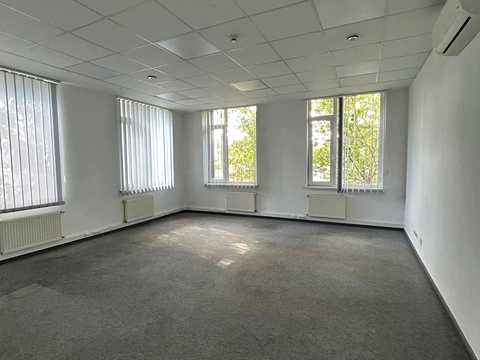 коммерческая по адресу Георгія Тороповського ул. (Івана Дубового), 2