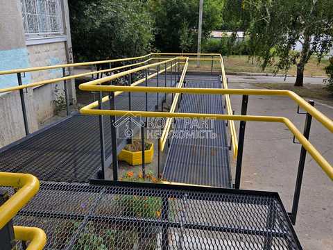 квартира за адресою Академіка Павлова вул., 142в