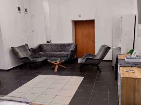 коммерческая по адресу Хмельницкая ул., 10