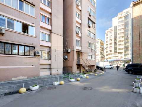квартира за адресою Антоновича вул. (Горького), 104