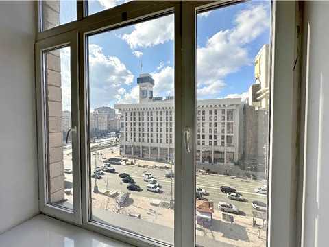 коммерческая по адресу Крещатик ул. (Kreschatic), 7/11