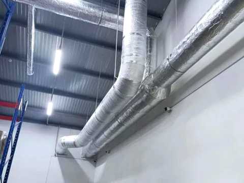 комерційна за адресою Чумацька, 4