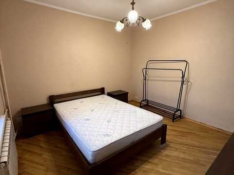 квартира за адресою Приозерна вул., 8