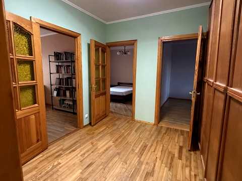квартира за адресою Приозерна вул., 8