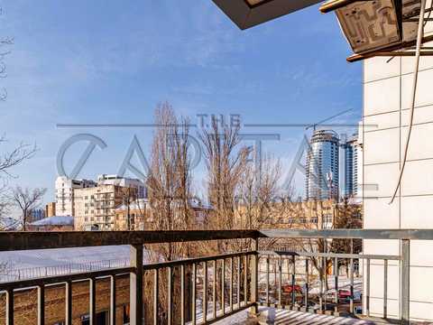 квартира за адресою Джона Маккейна вул. (Івана Кудрі), 26