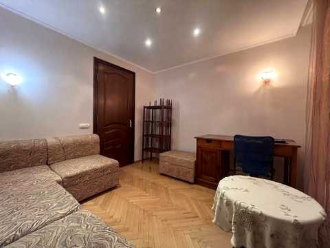 квартира за адресою Генерала Чупринки вул. (Пушкіна), 68