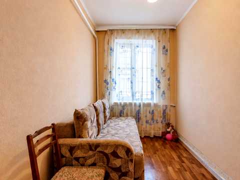 будинок за адресою Олега Онікієнка вул. (Кутузова), 38/1