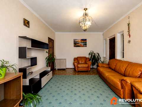 будинок за адресою Олега Онікієнка вул. (Кутузова), 38/1