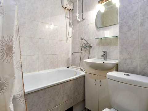 квартира за адресою Євгена Сверстюка вул. (Марини Раскової), 8