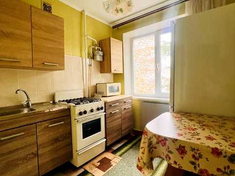 квартира за адресою Героїв України вул. (Героїв Сталінграду), 12 к3