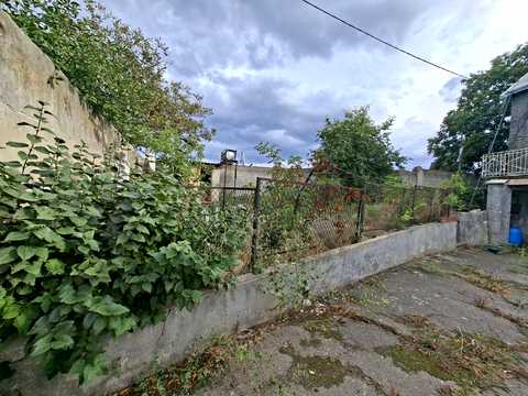 дом по адресу пер.Мира