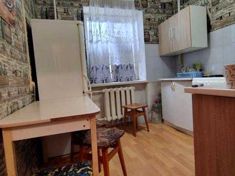 квартира за адресою Незалежності вул. (Армійська), 1