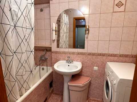 квартира за адресою Генерала Алмазова вул. (Кутузова), 14