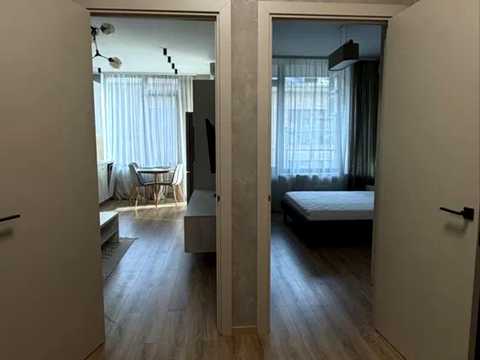 1877308736438901