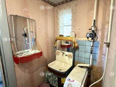 будинок за адресою смт. Мала Данилівка, Акадeмічна вул.