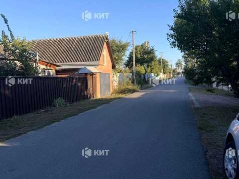 будинок за адресою смт. Мала Данилівка, Акадeмічна вул.