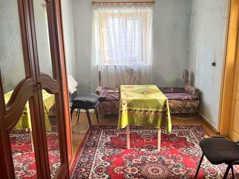 будинок за адресою смт. Вишнівець, Івана Богуна вул., 95