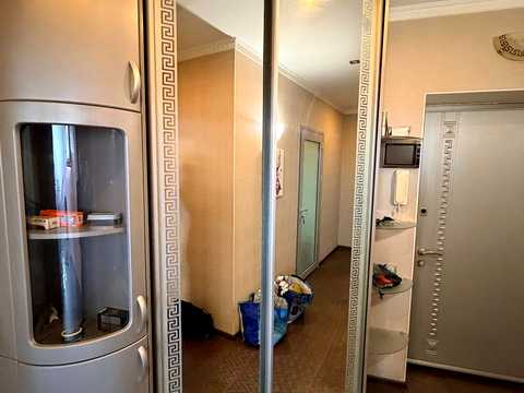 квартира за адресою Івана Фунтового вул., 68/1
