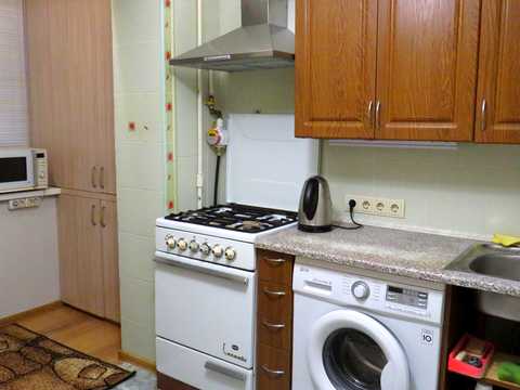 квартира за адресою Академіка Булаховського вул., 30