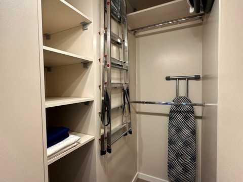 квартира за адресою Джона Маккейна вул. (Івана Кудрі), 7