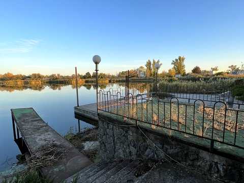 дом по адресу Центральна