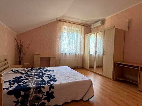 будинок за адресою Одеса, Каштанова вул.