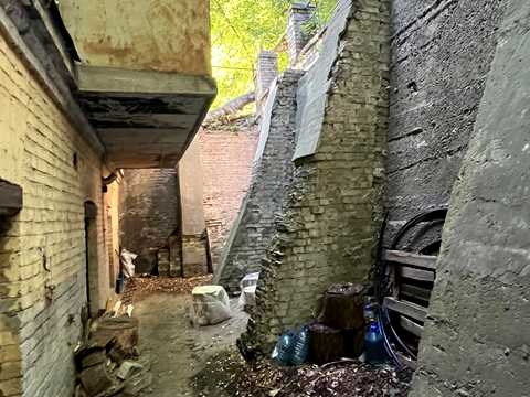 квартира за адресою Басейна вул., 19-Б
