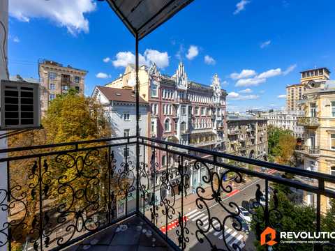 квартира за адресою Заньковецької вул., 5/2