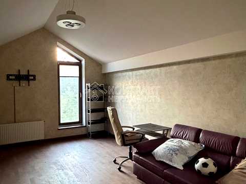 будинок за адресою Саксаганського вул., 8
