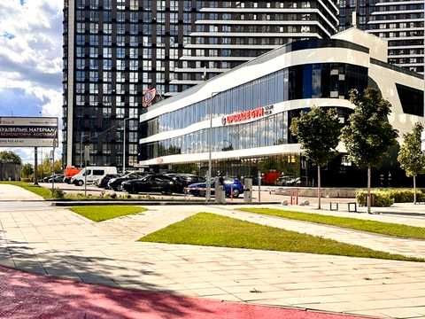 квартира за адресою Причальна вул., 8