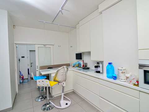 квартира за адресою Ромашкова вул., 10