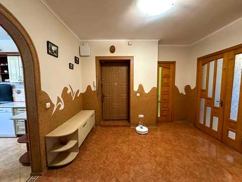 квартира по адресу Степана Бандеры ул., 10-В