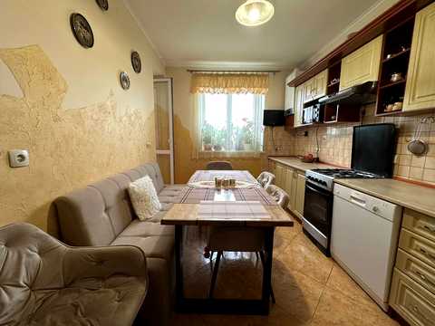 квартира по адресу Степана Бандеры ул., 10-В