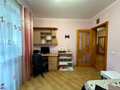 квартира по адресу Степана Бандеры ул., 10-В