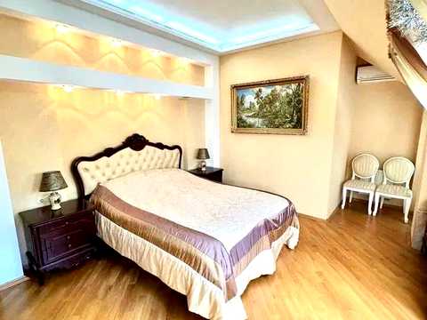 квартира за адресою Івана Франка вул., 137-А