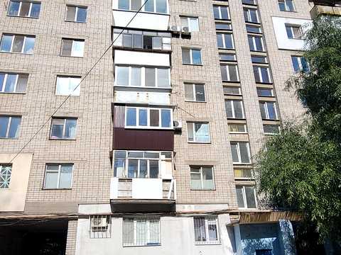 квартира по адресу Квартальна ул. (Гладкова), 4