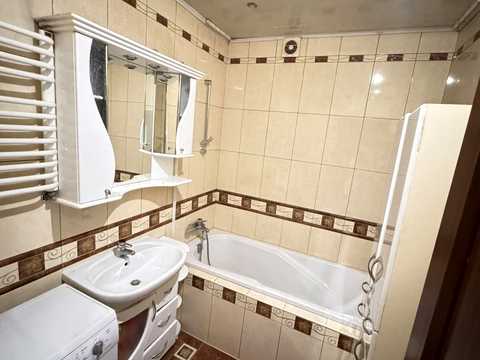 квартира за адресою Івана Рубчака вул., 21