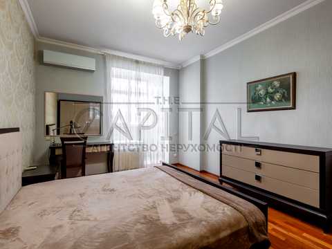 квартира за адресою Євгена Коновальця вул. (Щорса), 36