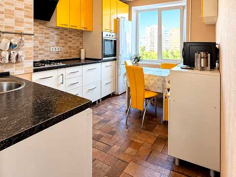 квартира за адресою Степана Рудницького вул. (Шолохова), 5