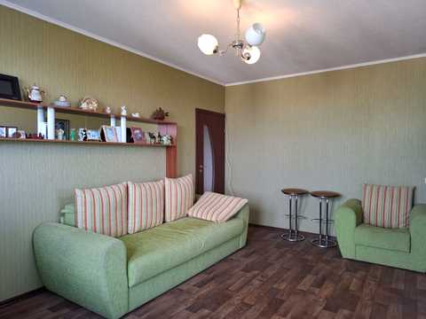 квартира по адресу Роганская ул., 156
