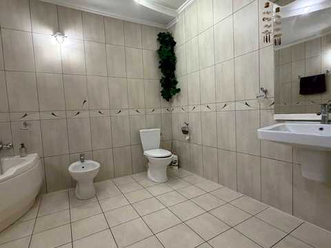 будинок за адресою Миколи Зерова вул., 4