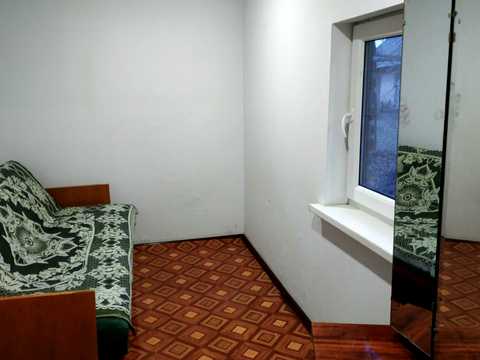 дом по адресу Центральна