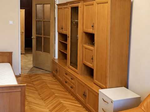 квартира за адресою Лабораторний пров., 24