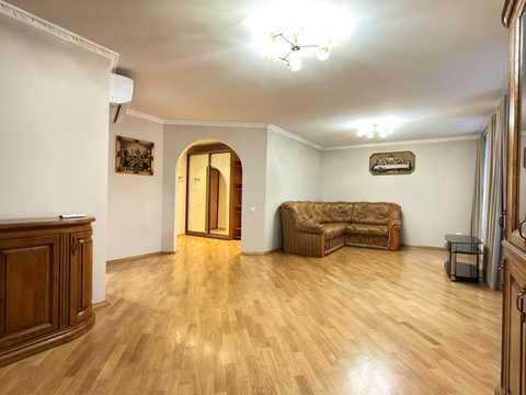 квартира за адресою Галицька вул., (Будинок 6)