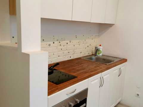 квартира за адресою Анни Ахматової вул., 22