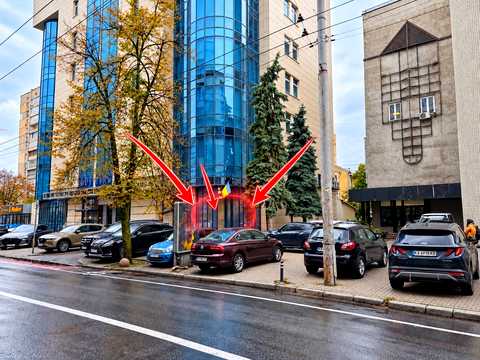 коммерческая по адресу Хрестовый пер. (Николая Гайцана ул.), 2
