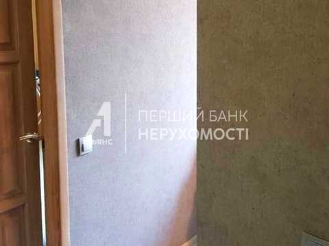 квартира за адресою Академіка Корольова вул., 68-А